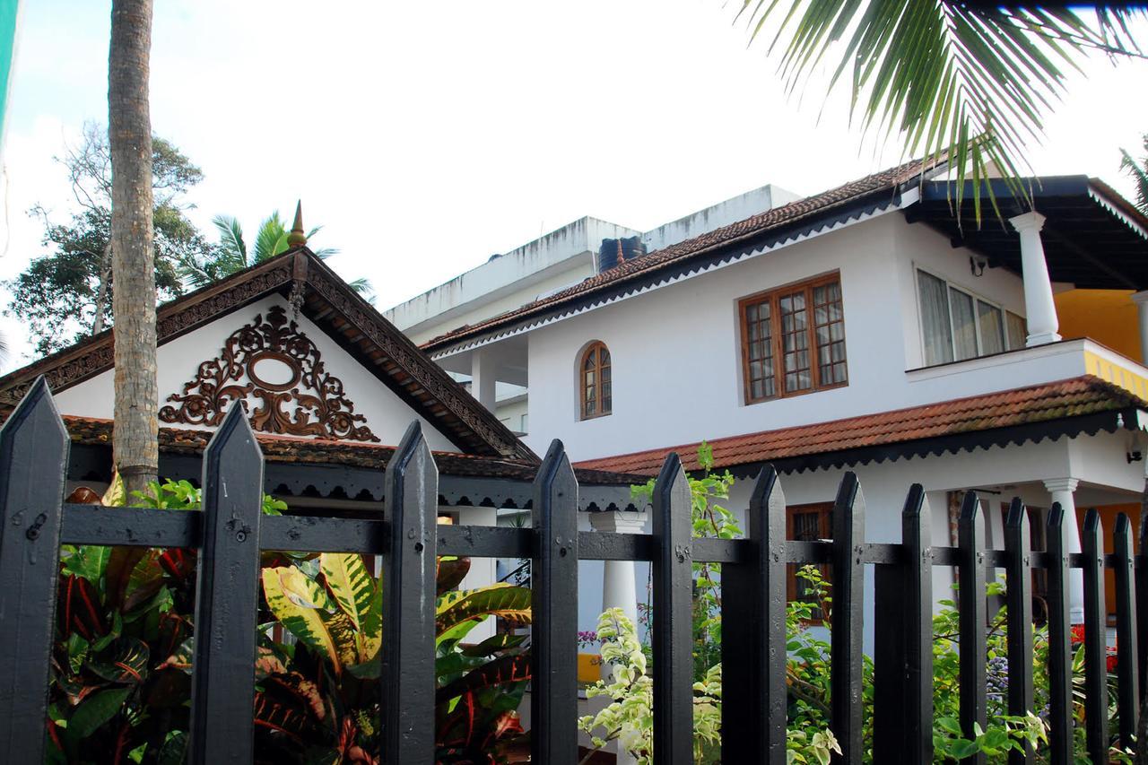 Kovalam Beach Cottage Buitenkant foto